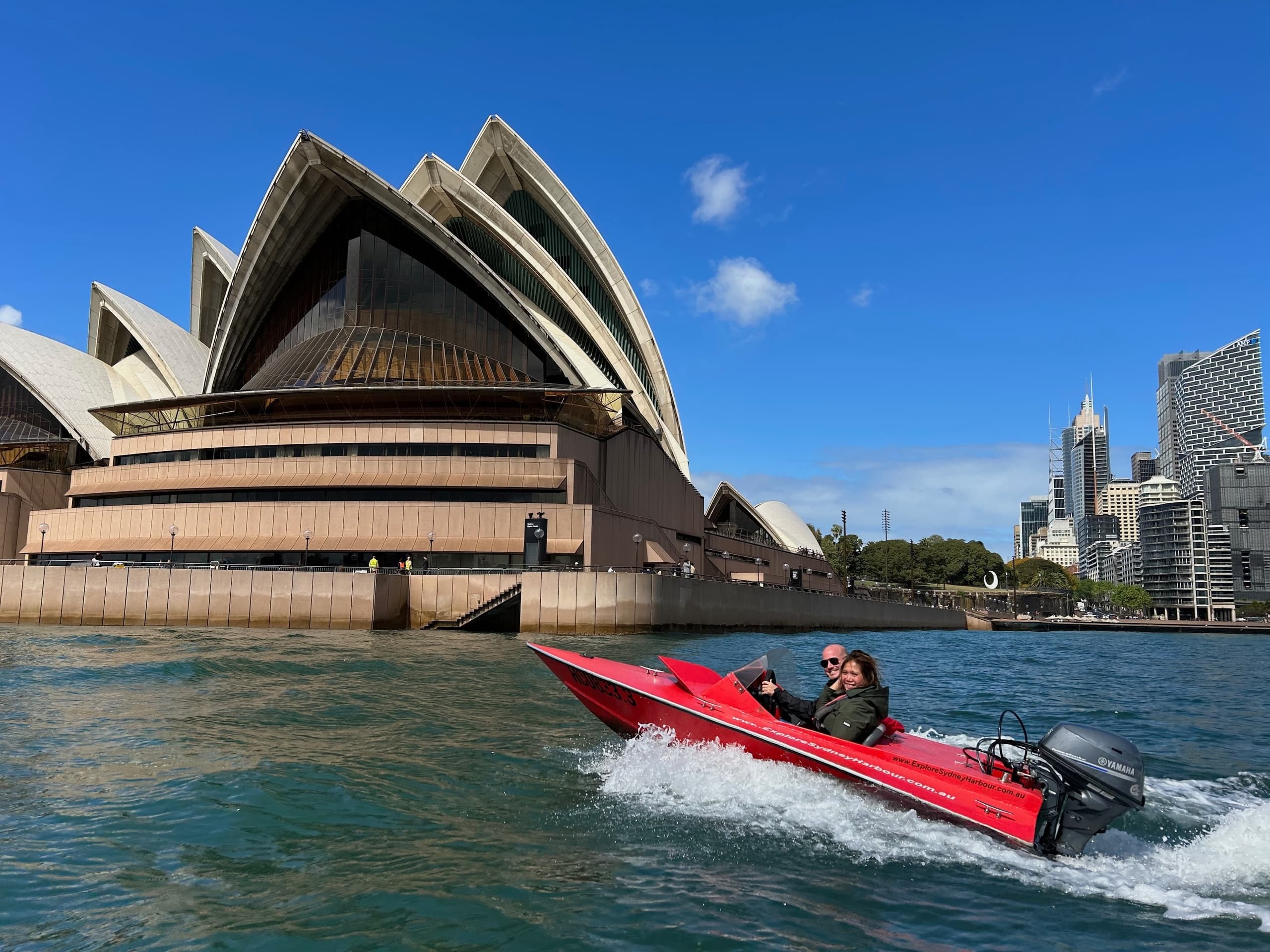 悉尼港 2小时双人自驾自开小红艇精华巡航｜Explore Sydney Harbour 酷炫自驾（英文团） - 图片 1