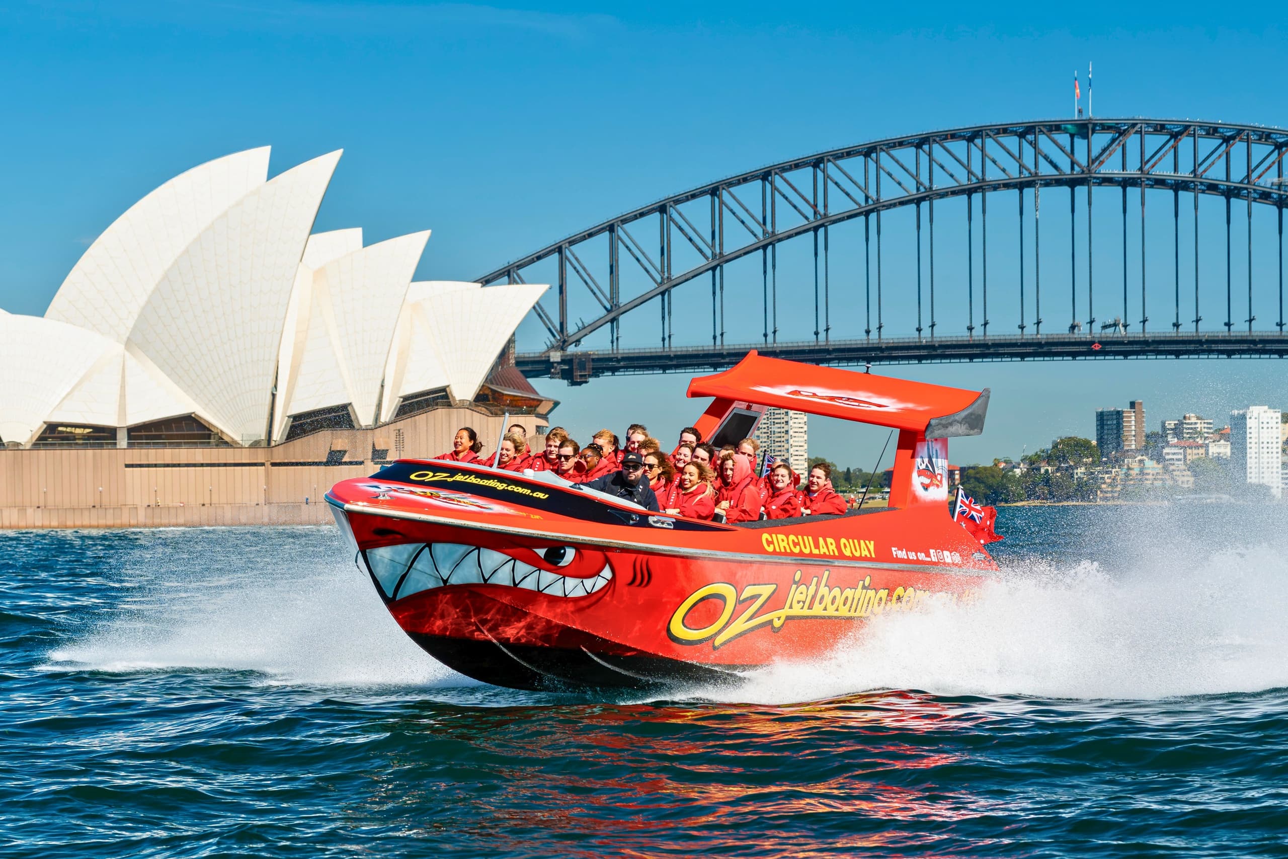 Sydney Harbour 30分钟破浪尖叫之旅｜歌剧院经典海上快艇漂移 - 活动封面